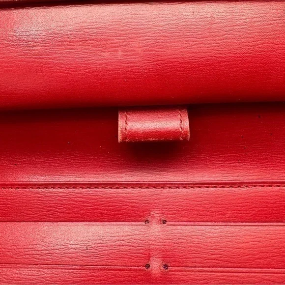 AUTHENTIC Louis Vuitton Epi leather trifold wallet/billfold. Red.